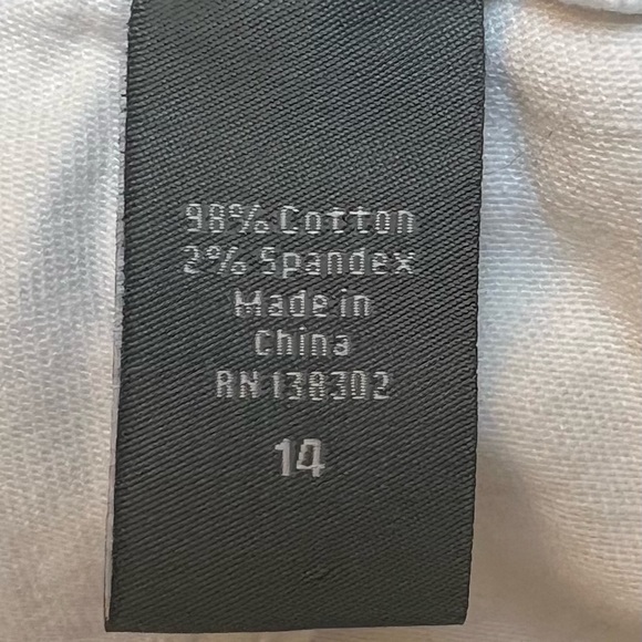 Avenue Denim Women's Capri Size 14 White Cropped Jean Pants Summer - Picture 8 of 8